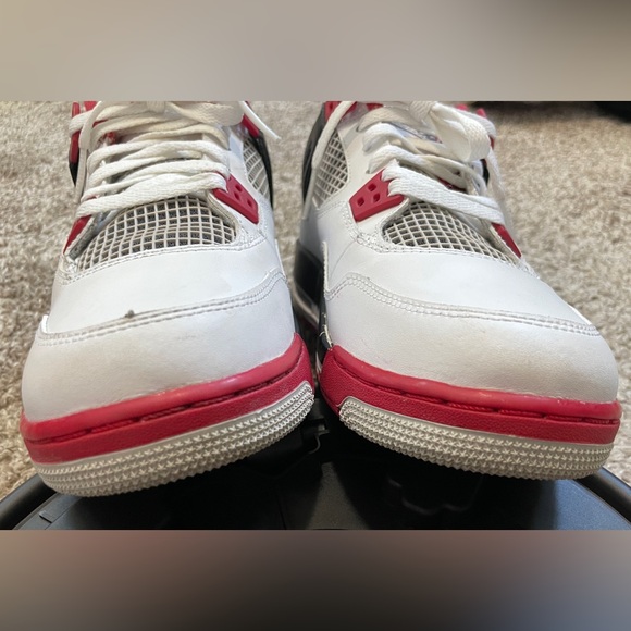 Air Jordan 4 Retro “Fire Red” GS - Picture 9 of 10